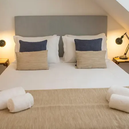 A Captivating Close To River Tagus In 리스본