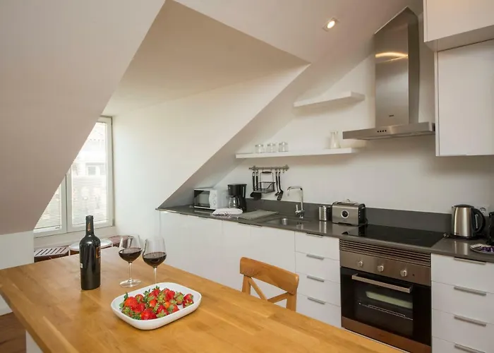 A Captivating Close To River Tagus In Διαμέρισμα *